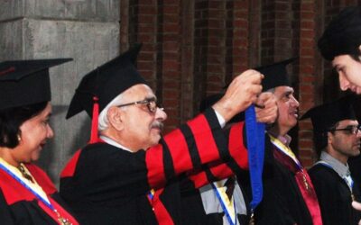 CONSTRUYE EL FUTURO HOY. COLABORA CON EL PLAN DE BECAS DE LA UCAB