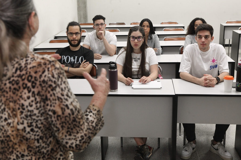 POR EL DESARROLLO SOCIAL Y DEL TALENTO HUMANO: SOCIOLOGÍA Y RELACIONES INDUSTRIALES UCAB TIENEN NUEVO PENSUM