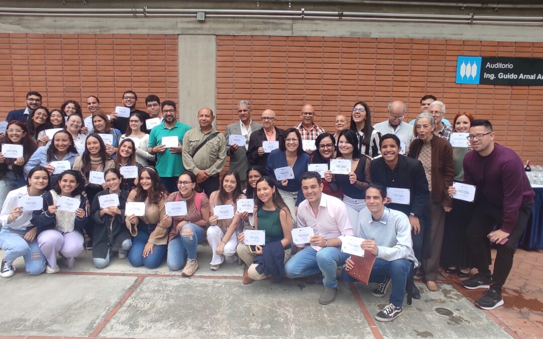 CELEBRAMOS LA CEREMONIA POR EL RECONOCIMIENTO AL DESEMPEÑO DOCENTE Y ESTUDIANTIL DE LA ESCUELA DE CIENCIAS SOCIALES (+FOTOGALERÍA)